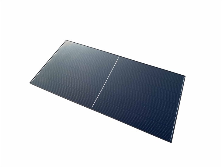 Pannello solare a mezza cella 560W